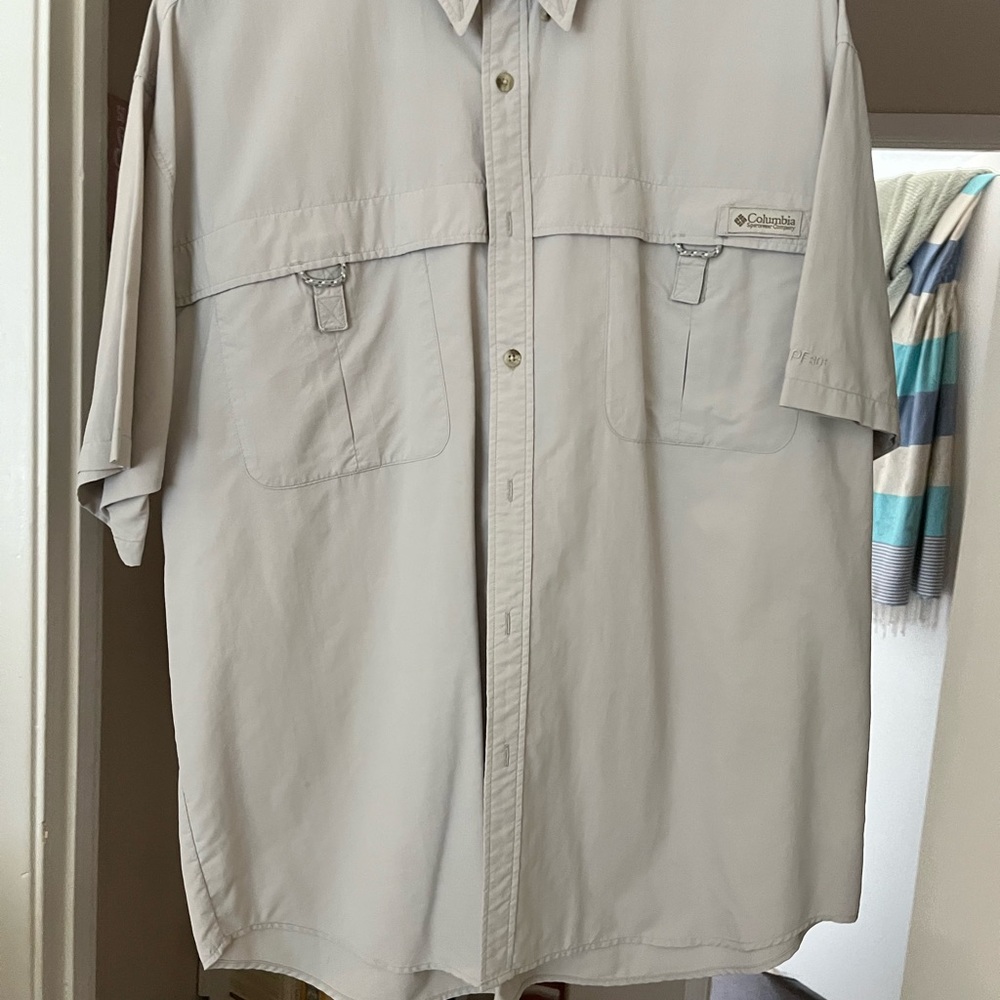 Columbia outdoor shirt